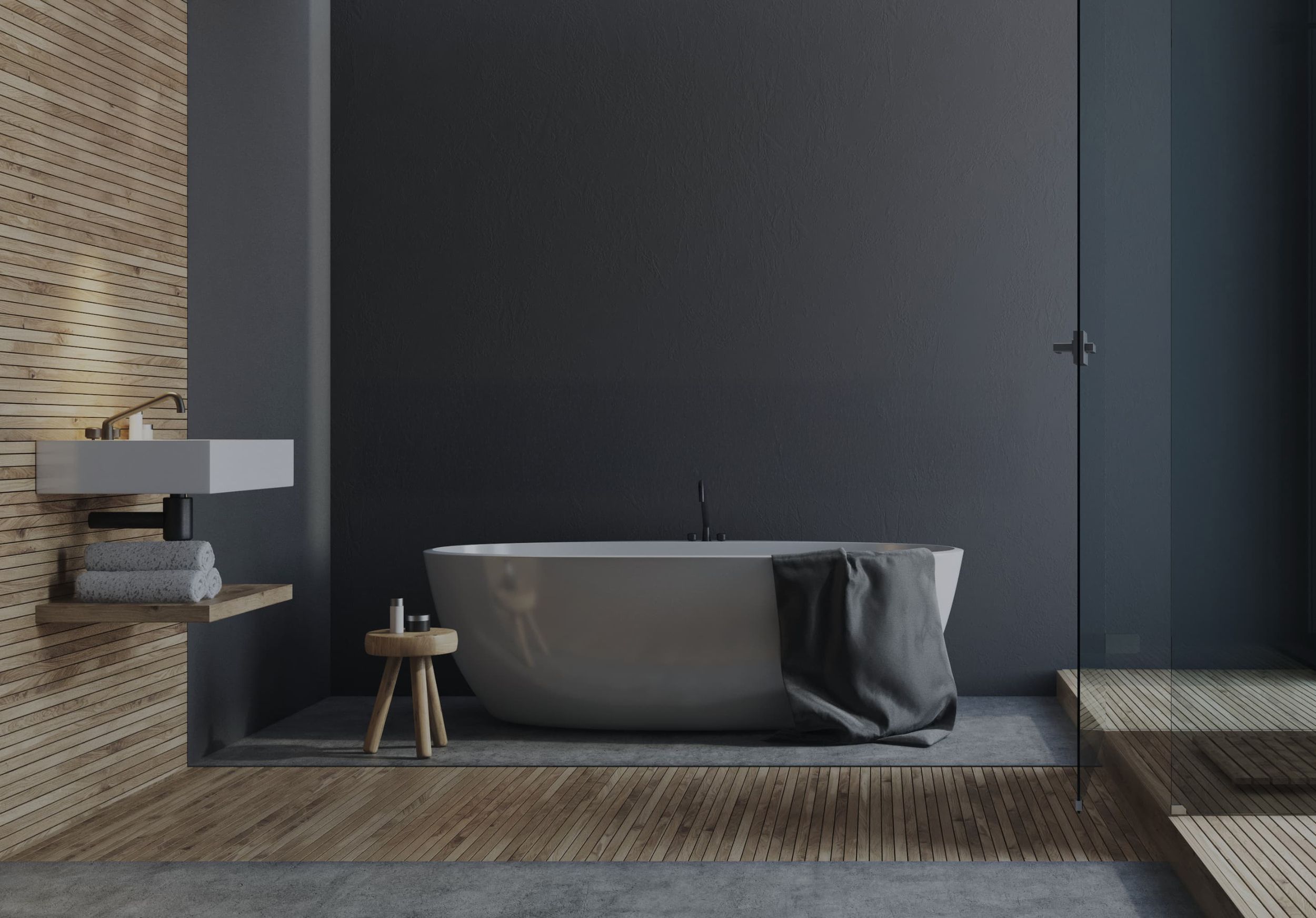 Luxus-Badezimmer mit dunkler Wand, freistehender Wanne, Holzelementen und modernem Waschtisch.